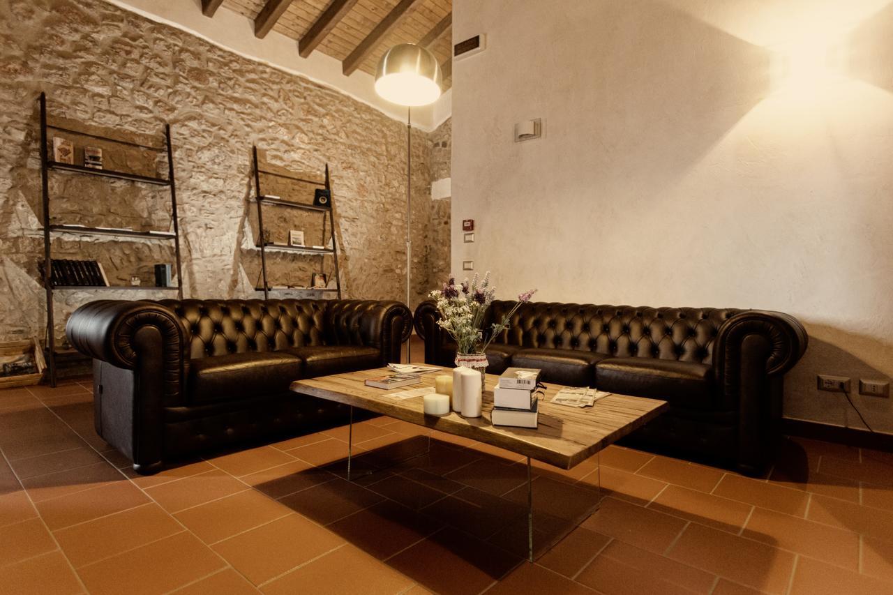 מלון Veroli Monastero Di Sant'Erasmo מראה חיצוני תמונה
